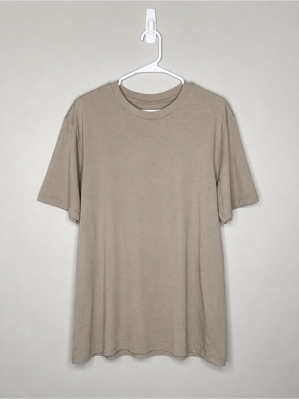Goodfellow & Co Tan Essential Crew Neck T-Shirt Men’s Large Neutral Cotton Tee